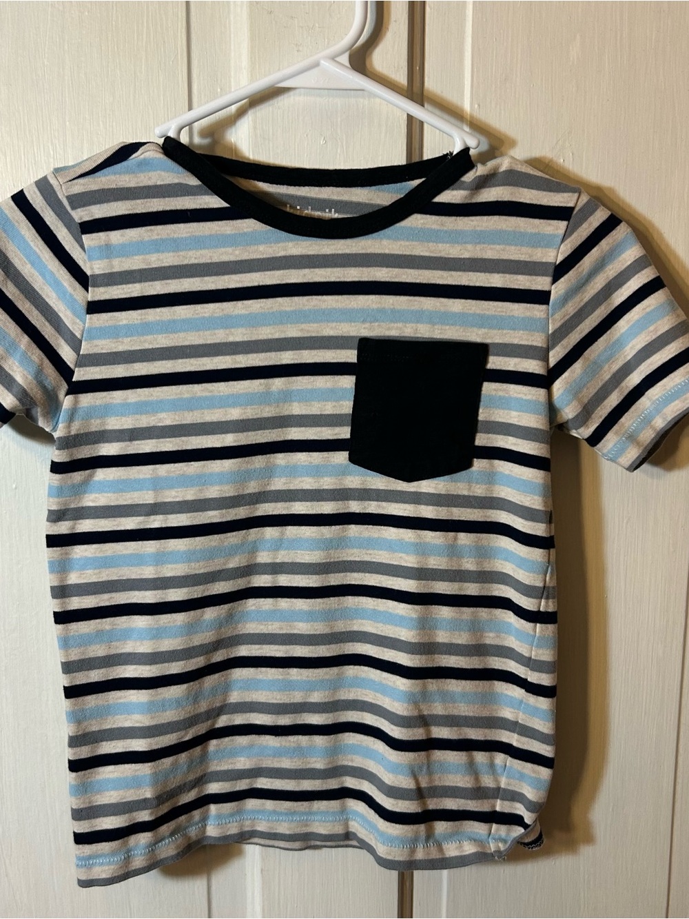 kidpik Striped Short Sleeve Tee in Light Blue, Black & Gray with Black Pocket